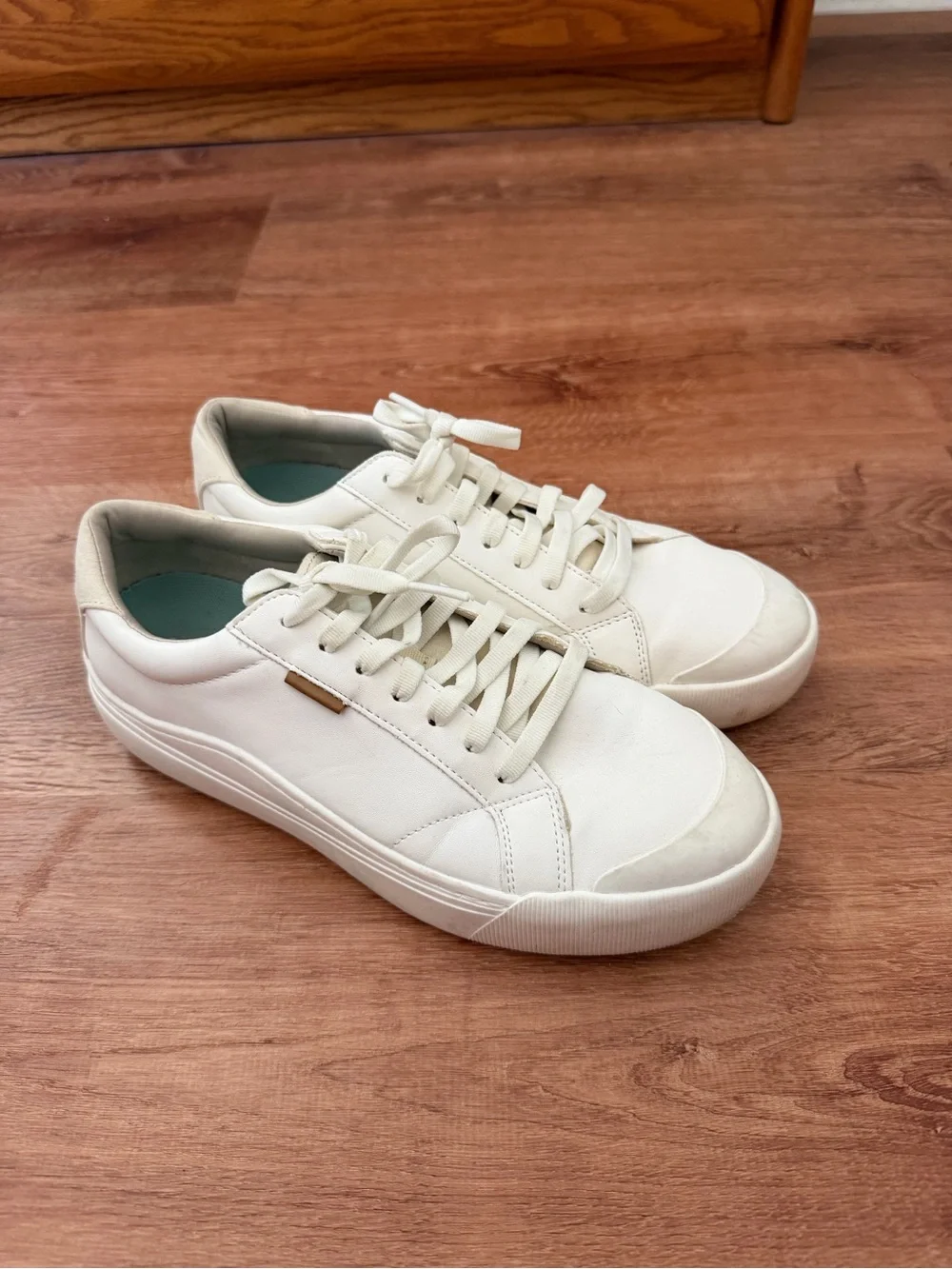 Dr. Scholl's Be Bright Sneaker